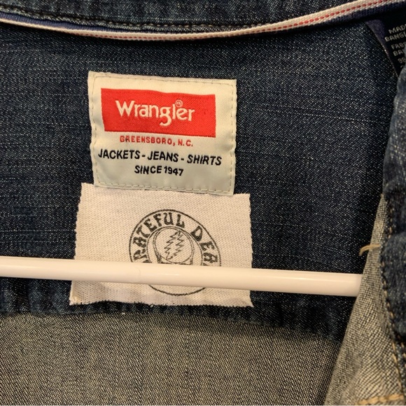 Men’s Custom Wrangler Denim Grateful Dead Upcycled Pearl Snap Western Band Shirt - Picture 4 of 8